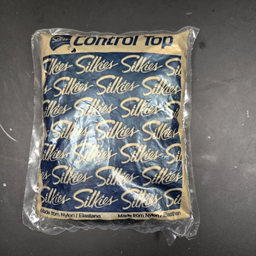 Lot of 2 Silkies Control Top Pantyhose 738 Jet Black Large Support Legs Vintage